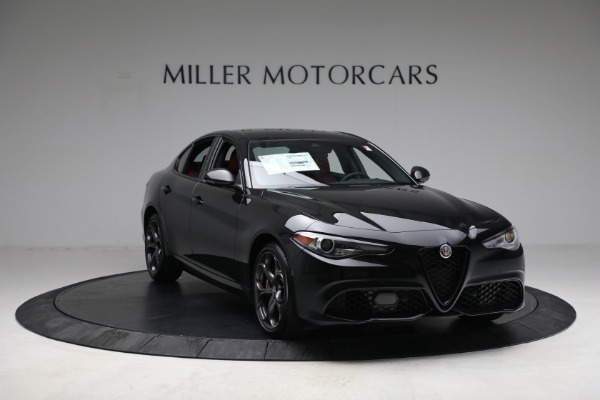 New 2021 Alfa Romeo Giulia Ti Sport Q4 for sale Sold at Aston Martin of Greenwich in Greenwich CT 06830 11