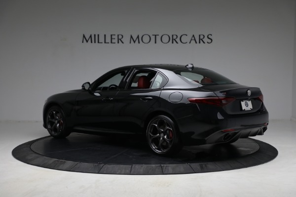 New 2021 Alfa Romeo Giulia Ti Sport Q4 for sale Sold at Aston Martin of Greenwich in Greenwich CT 06830 4