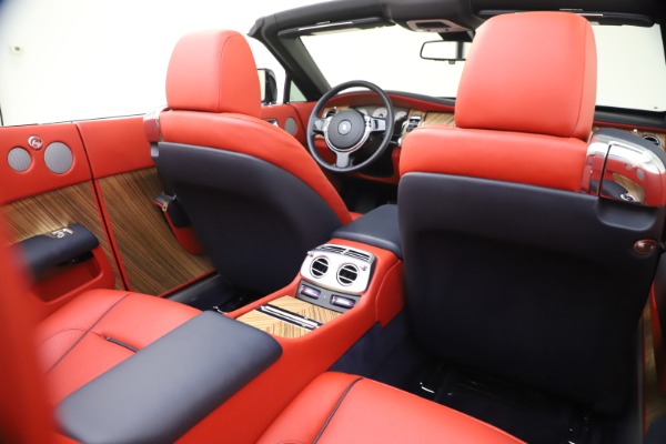 Used 2016 Rolls-Royce Dawn for sale $269,900 at Aston Martin of Greenwich in Greenwich CT 06830 25