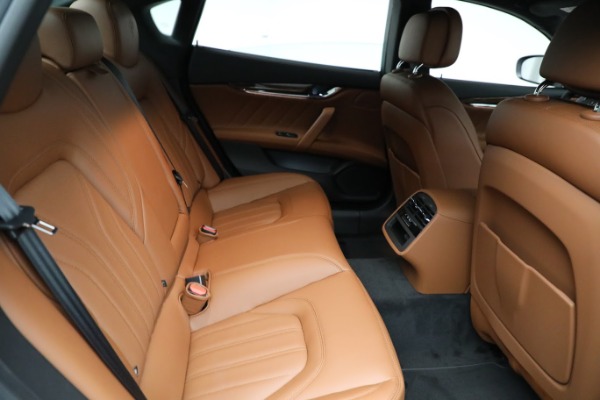 New 2021 Maserati Quattroporte S Q4 GranLusso for sale Sold at Miller Motorcars Aston Martin in Greenwich CT 06830 26