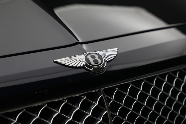 Used 2018 Bentley Bentayga W12 Signature for sale Sold at Aston Martin of Greenwich in Greenwich CT 06830 14