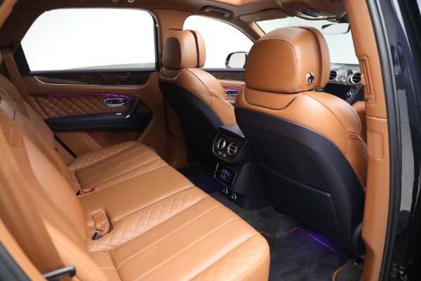 Used 2018 Bentley Bentayga W12 Signature for sale Sold at Aston Martin of Greenwich in Greenwich CT 06830 27