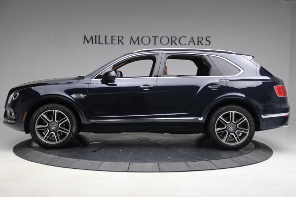 Used 2018 Bentley Bentayga W12 Signature for sale Sold at Aston Martin of Greenwich in Greenwich CT 06830 3