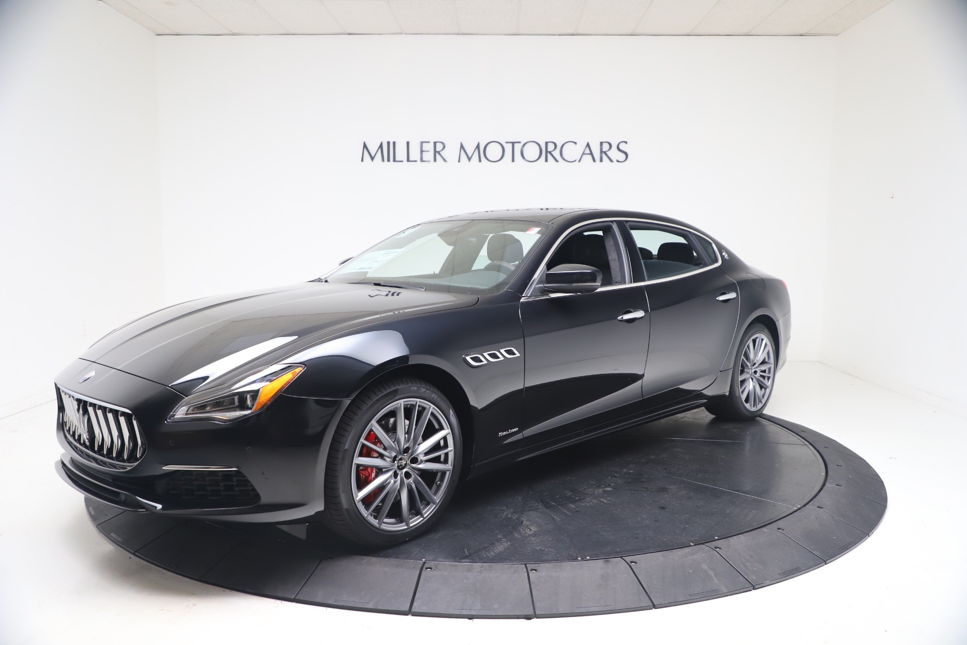 New 2021 Maserati Quattroporte S Q4 GranLusso for sale Sold at Aston Martin of Greenwich in Greenwich CT 06830 1