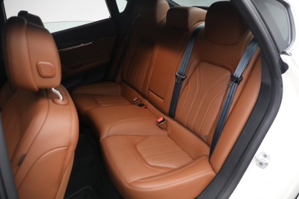 Used 2021 Maserati Quattroporte S Q4 GranLusso for sale $79,995 at Aston Martin of Greenwich in Greenwich CT 06830 20