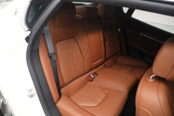 Used 2021 Maserati Quattroporte S Q4 GranLusso for sale Sold at Aston Martin of Greenwich in Greenwich CT 06830 21