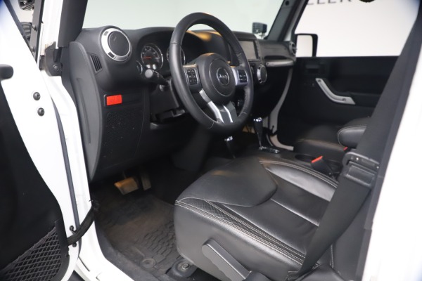 Used 2015 Jeep Wrangler Unlimited Rubicon Hard Rock for sale Sold at Aston Martin of Greenwich in Greenwich CT 06830 14