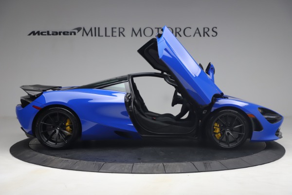 Used 2020 McLaren 720S Performance for sale $317,900 at Aston Martin of Greenwich in Greenwich CT 06830 21