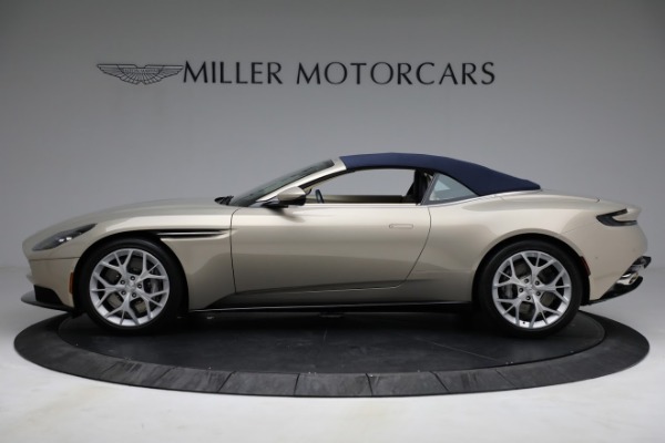 Used 2019 Aston Martin DB11 Volante for sale Sold at Aston Martin of Greenwich in Greenwich CT 06830 26