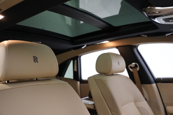 Used 2011 Rolls-Royce Ghost for sale Sold at Aston Martin of Greenwich in Greenwich CT 06830 22