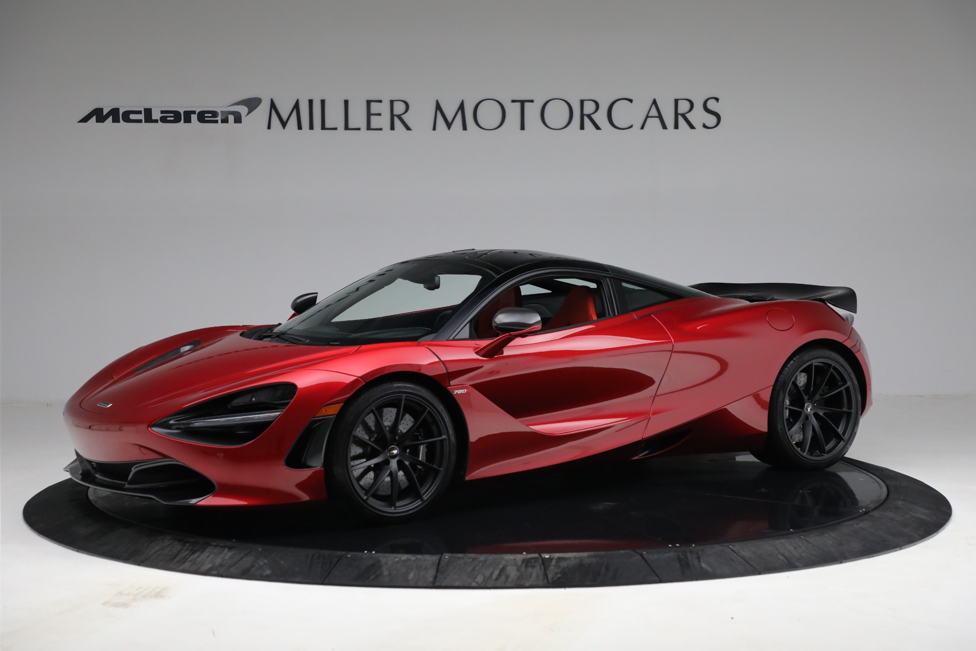 red and black 720s