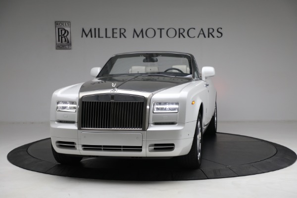 Used 2017 Rolls-Royce Phantom Drophead Coupe for sale Sold at Aston Martin of Greenwich in Greenwich CT 06830 2