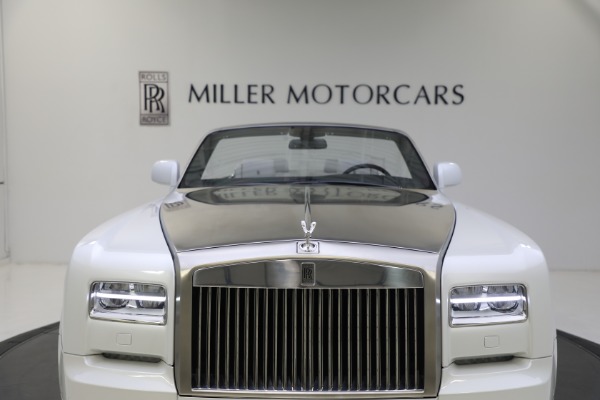 Used 2017 Rolls-Royce Phantom Drophead Coupe for sale Sold at Aston Martin of Greenwich in Greenwich CT 06830 28