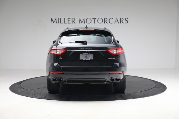 Used 2018 Maserati Levante GranSport for sale Sold at Aston Martin of Greenwich in Greenwich CT 06830 5