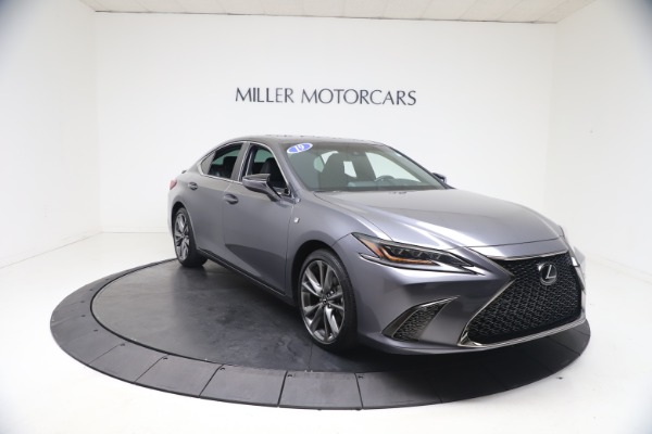 Used 2019 Lexus ES 350 F SPORT for sale Sold at Aston Martin of Greenwich in Greenwich CT 06830 11