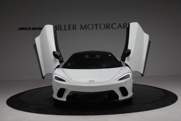 Used 2021 McLaren GT Luxe for sale Sold at Aston Martin of Greenwich in Greenwich CT 06830 13