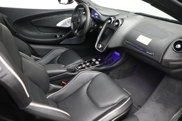 Used 2021 McLaren GT Luxe for sale Sold at Aston Martin of Greenwich in Greenwich CT 06830 21