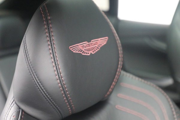 Used 2021 Aston Martin DBX for sale $164,900 at Aston Martin of Greenwich in Greenwich CT 06830 19