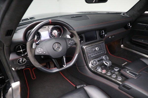 Used 2014 Mercedes-Benz SLS AMG GT for sale Sold at Aston Martin of Greenwich in Greenwich CT 06830 17