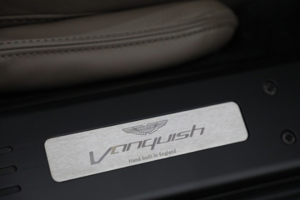Used 2016 Aston Martin Vanquish Volante for sale $169,900 at Aston Martin of Greenwich in Greenwich CT 06830 25