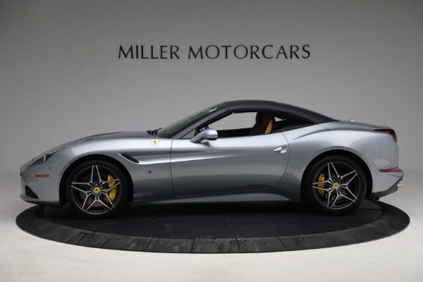 Used 2017 Ferrari California T for sale Sold at Aston Martin of Greenwich in Greenwich CT 06830 15