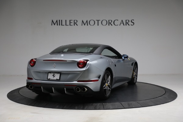 Used 2017 Ferrari California T for sale Sold at Aston Martin of Greenwich in Greenwich CT 06830 19