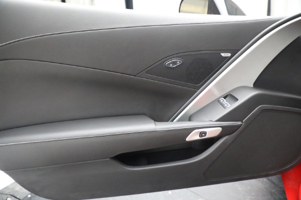 Used 2015 Chevrolet Corvette Z06 for sale $89,900 at Aston Martin of Greenwich in Greenwich CT 06830 28