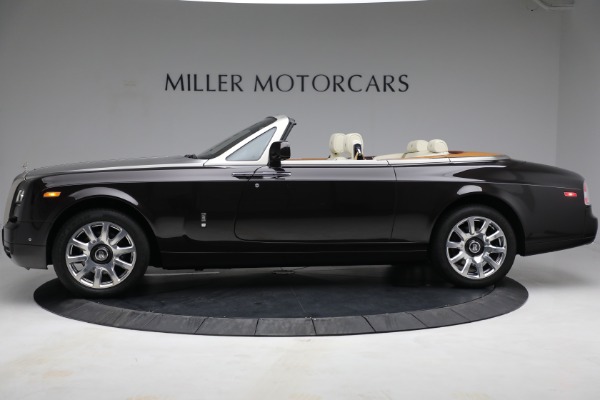 Used 2015 Rolls-Royce Phantom Drophead Coupe for sale Sold at Aston Martin of Greenwich in Greenwich CT 06830 4