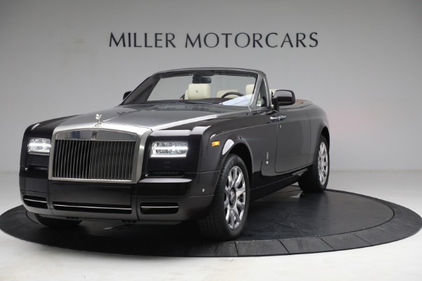 Used 2015 Rolls-Royce Phantom Drophead Coupe for sale Sold at Aston Martin of Greenwich in Greenwich CT 06830 1