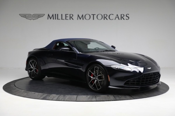 Used 2021 Aston Martin Vantage Roadster for sale $174,900 at Aston Martin of Greenwich in Greenwich CT 06830 18