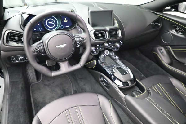 New 2021 Aston Martin Vantage Roadster for sale $192,386 at Aston Martin of Greenwich in Greenwich CT 06830 20