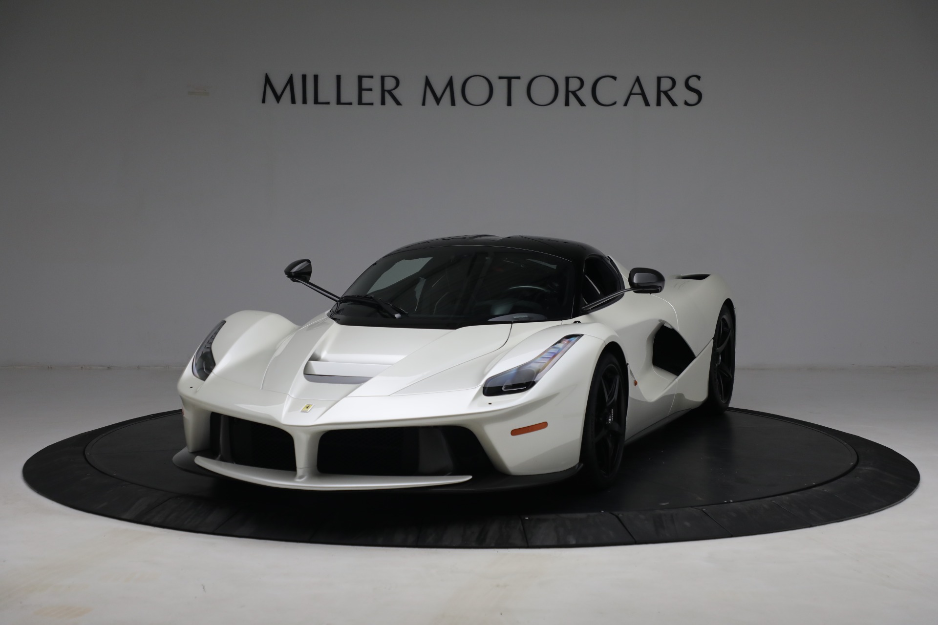 新版 Pre-Owned 2014 Pricing (Special Sale For LaFerrari Ferrari 工芸品