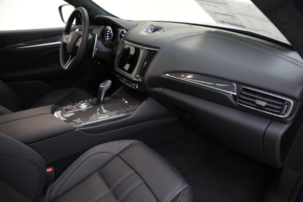 New 2022 Maserati Levante Modena for sale $108,475 at Aston Martin of Greenwich in Greenwich CT 06830 22