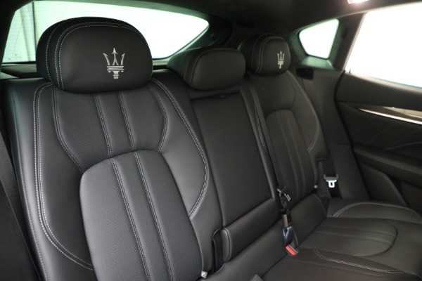 New 2022 Maserati Levante Modena for sale $108,475 at Aston Martin of Greenwich in Greenwich CT 06830 26