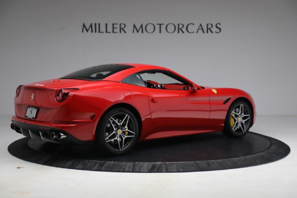 Used 2017 Ferrari California T for sale Sold at Aston Martin of Greenwich in Greenwich CT 06830 20