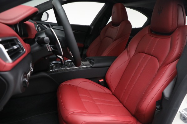 New 2022 Maserati Ghibli Modena Q4 for sale $99,755 at Aston Martin of Greenwich in Greenwich CT 06830 14