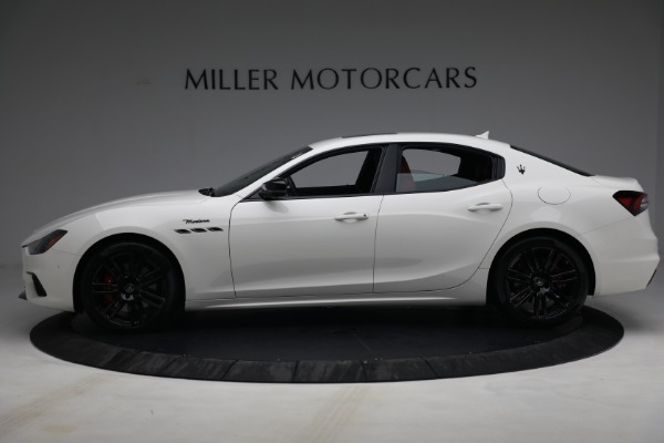 New 2022 Maserati Ghibli Modena Q4 for sale Sold at Aston Martin of Greenwich in Greenwich CT 06830 3
