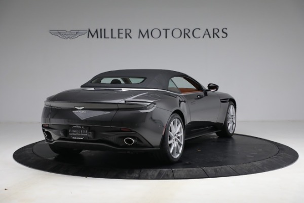 Used 2019 Aston Martin DB11 Volante for sale Sold at Aston Martin of Greenwich in Greenwich CT 06830 26