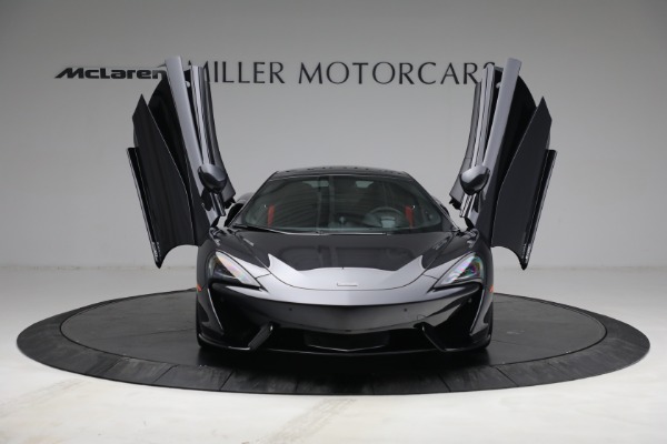 Used 2018 McLaren 570GT for sale Sold at Aston Martin of Greenwich in Greenwich CT 06830 13