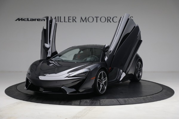 Used 2018 McLaren 570GT for sale Sold at Aston Martin of Greenwich in Greenwich CT 06830 14