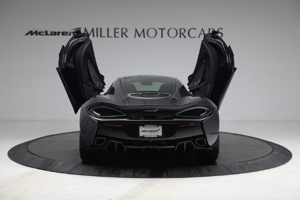 Used 2018 McLaren 570GT for sale Sold at Aston Martin of Greenwich in Greenwich CT 06830 19