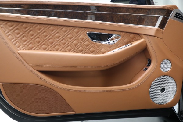 Used 2022 Bentley Continental GT V8 for sale $259,900 at Aston Martin of Greenwich in Greenwich CT 06830 21
