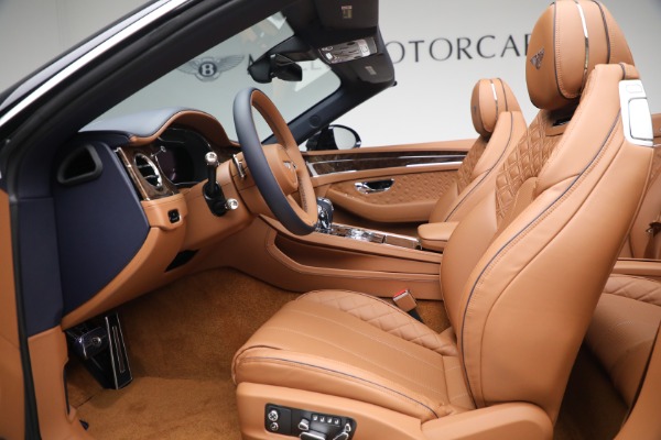 Used 2022 Bentley Continental GT V8 for sale $259,900 at Aston Martin of Greenwich in Greenwich CT 06830 23