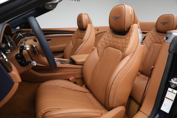 Used 2022 Bentley Continental GT V8 for sale $259,900 at Aston Martin of Greenwich in Greenwich CT 06830 24
