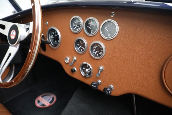 Used 1962 Superformance Cobra 289 Slabside for sale Sold at Aston Martin of Greenwich in Greenwich CT 06830 25