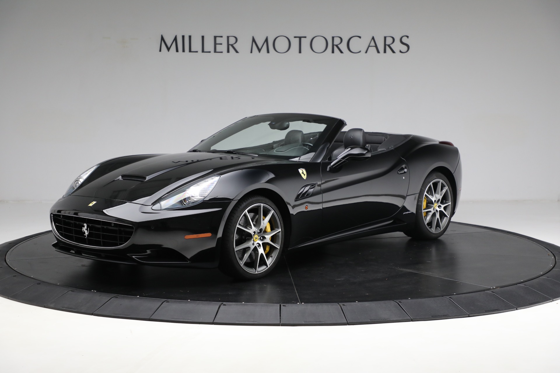 Used 2010 Ferrari California for sale $118,900 at Aston Martin of Greenwich in Greenwich CT 06830 1