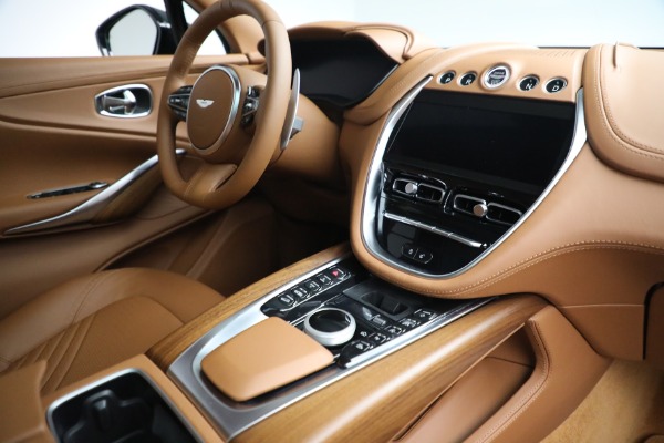 New 2021 Aston Martin DBX for sale $228,186 at Aston Martin of Greenwich in Greenwich CT 06830 21
