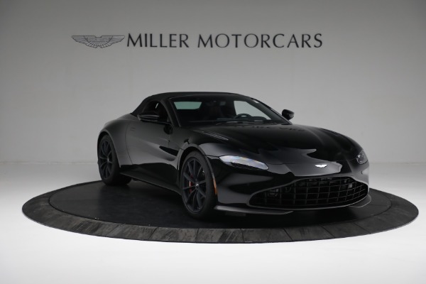 New 2021 Aston Martin Vantage Roadster for sale $187,586 at Aston Martin of Greenwich in Greenwich CT 06830 18