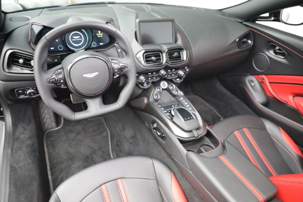 New 2021 Aston Martin Vantage Roadster for sale $187,586 at Aston Martin of Greenwich in Greenwich CT 06830 20