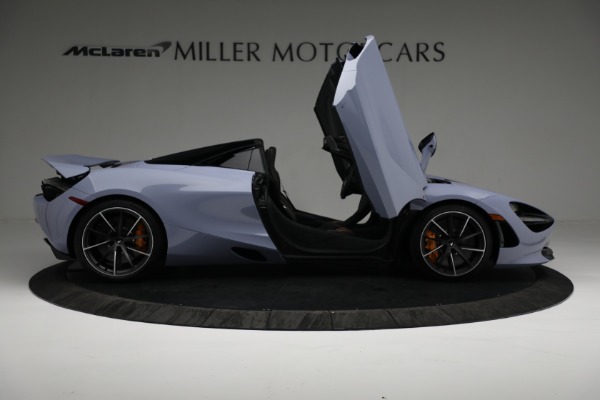 New 2022 McLaren 720S Spider for sale $425,080 at Aston Martin of Greenwich in Greenwich CT 06830 19